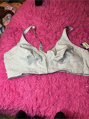 Comfort Front-closure Wireless Bra - Light Gray
